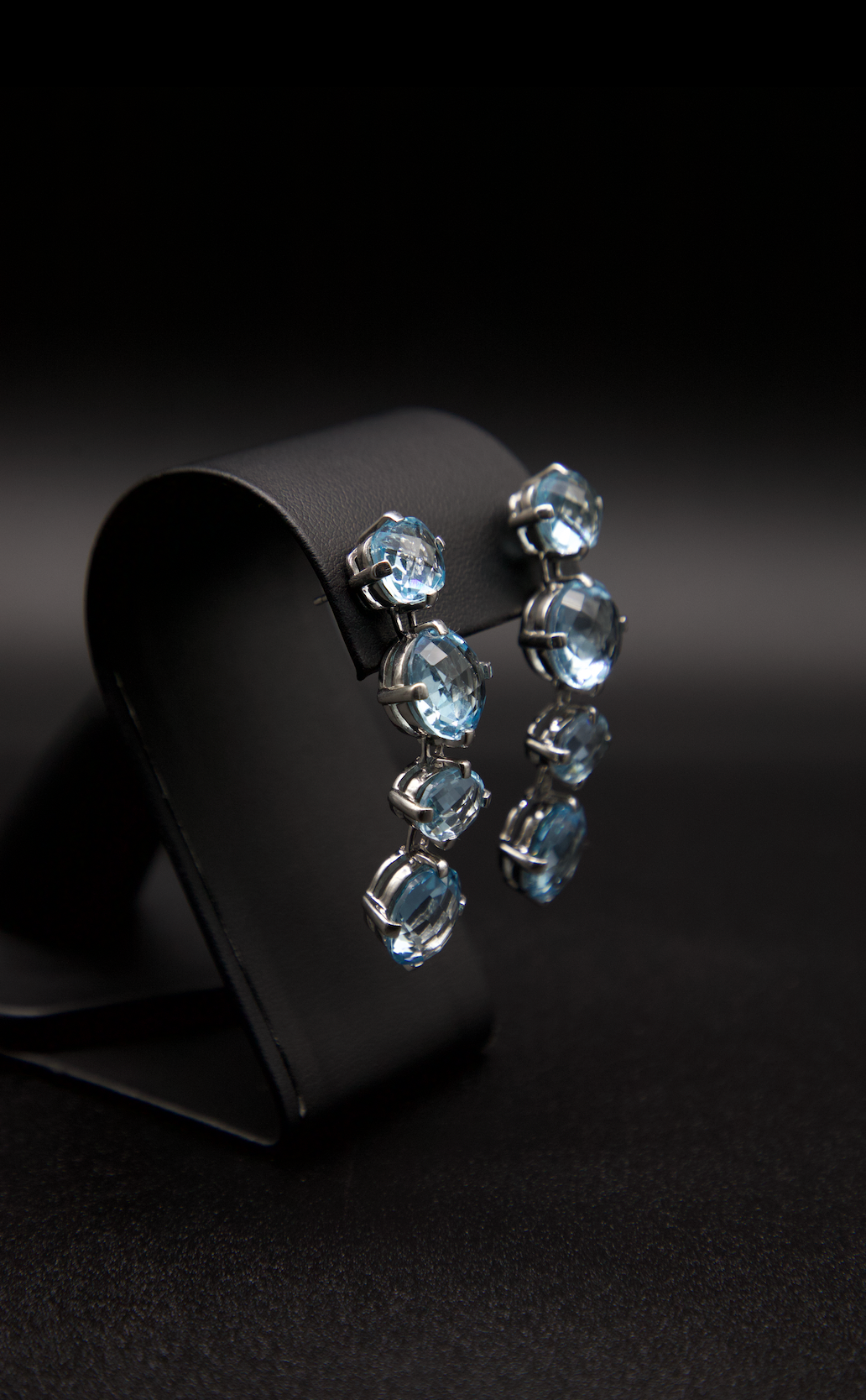 Silver earrings with aquamarine gemstones