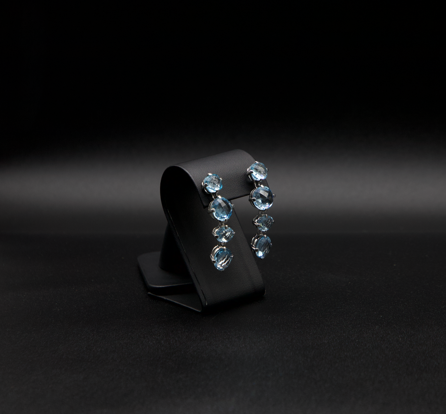 Silver earrings with aquamarine gemstones