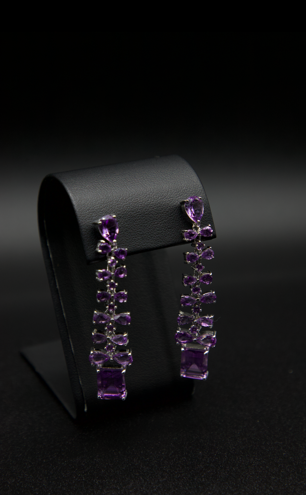 Aretes de plata con gema Amatista.