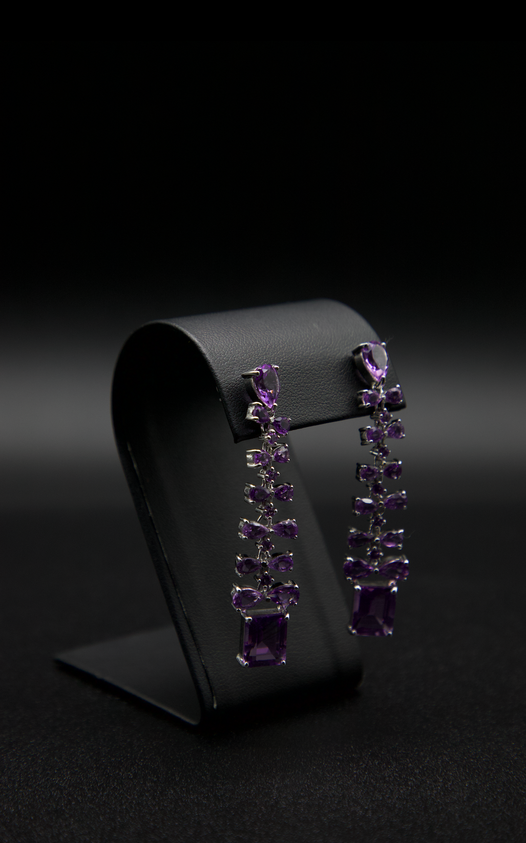 Aretes de plata con gema Amatista.
