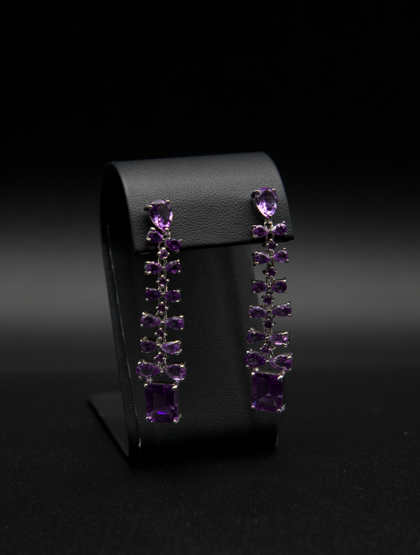 Aretes de plata con gema Amatista.