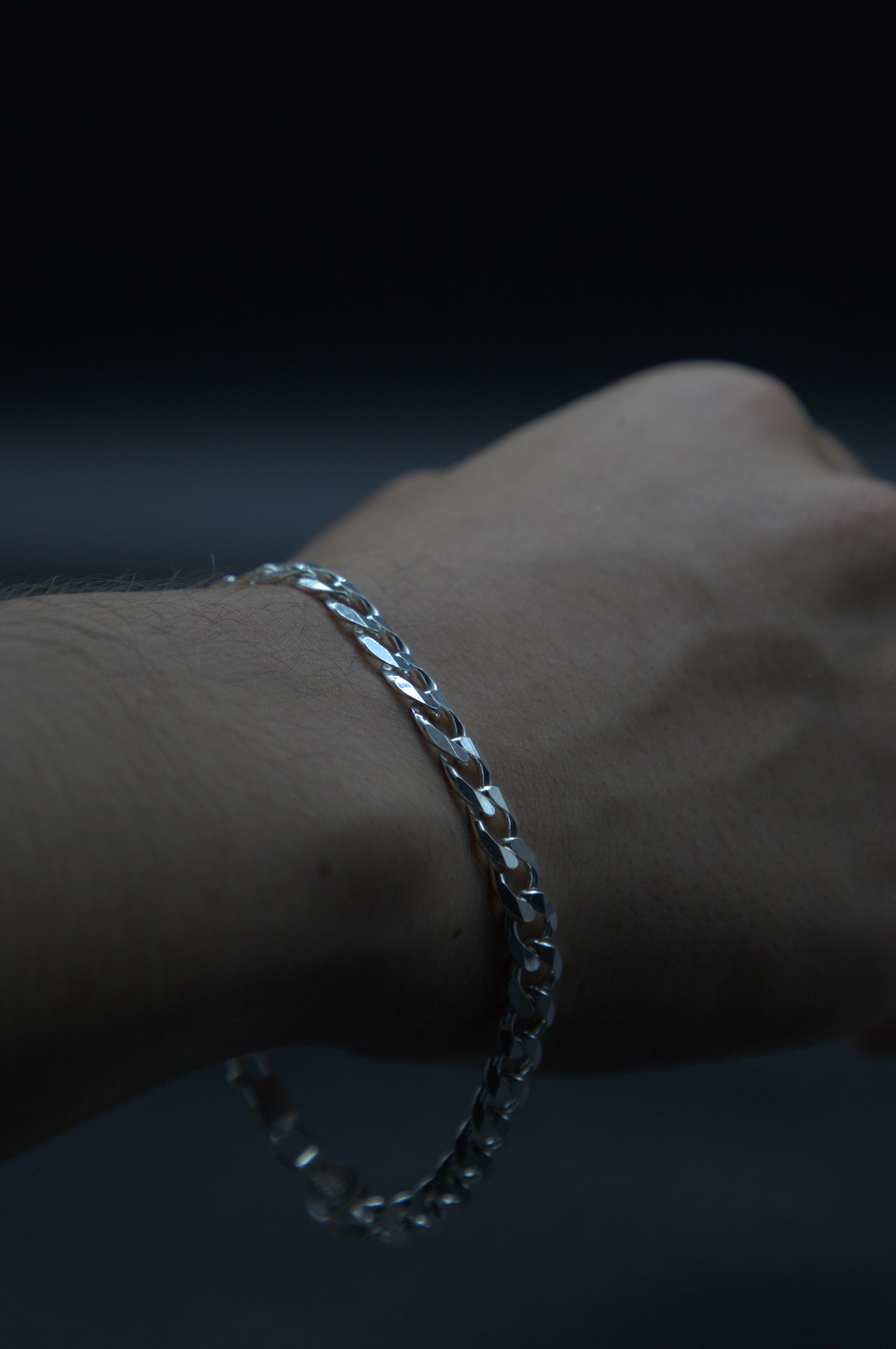 Pulso barbada diamantada de plata
